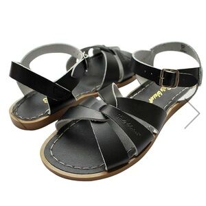 Sun-San Salt Water Sandals Black Leather Women Size 8